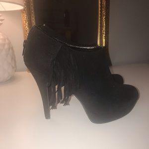 XOXO Platform Heels